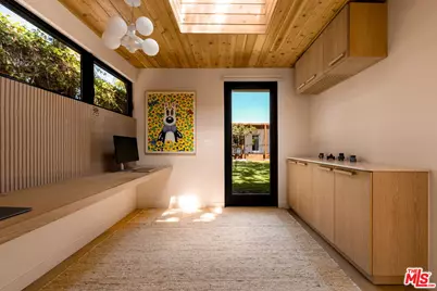 2013 Walnut Ave, Los Angeles, CA 90291 - Photo 35