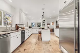 233 Marguerita Ave, Santa Monica, CA 90402 - Photo 11