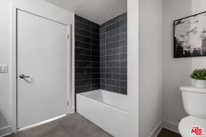 2980 Ripple Pl #206, Los Angeles, CA 90039 - Photo 21