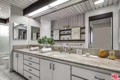 5317 Ocean Front Walk, Los Angeles, CA 90292 - Photo 29