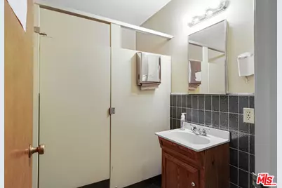 3480 Live Oak St, Huntington Park, CA 90255 - Photo 29