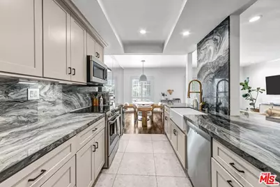 1221 N Kings Rd #101, West Hollywood, CA 90069 - Photo 5