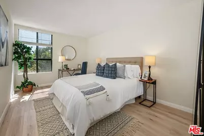 1252 11th St #Ph 306, Santa Monica, CA 90401 - Photo 15