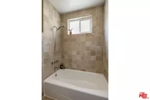 3751 Prestwick Dr, Los Angeles, CA 90027 - Photo 27