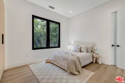 5216 Etiwanda Ave, Los Angeles, CA 91356 - Photo 25