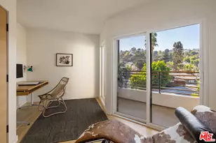3750 Arbolada Rd, Los Angeles, CA 90027 - Photo 25