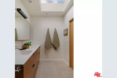 3750 Arbolada Rd, Los Angeles, CA 90027 - Photo 21