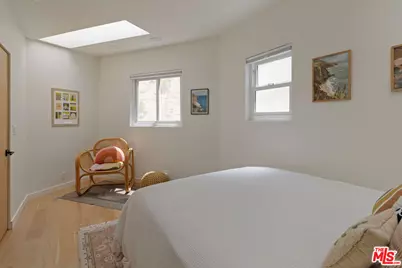 3750 Arbolada Rd, Los Angeles, CA 90027 - Photo 23