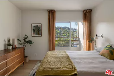 3750 Arbolada Rd, Los Angeles, CA 90027 - Photo 25