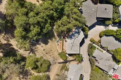 3750 Arbolada Rd, Los Angeles, CA 90027 - Photo 35