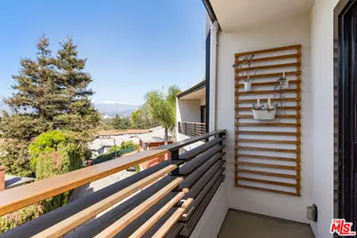 3750 Arbolada Rd, Los Angeles, CA 90027 - Photo 11