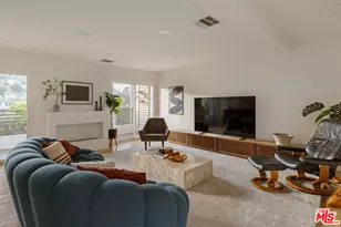 3750 Arbolada Rd, Los Angeles, CA 90027 - Photo 5