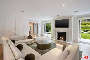 9135 Hazen Dr, Beverly Hills, CA 90210 - Photo 9