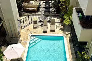 1203 N Sweetzer Ave, West Hollywood, CA 90069 - Photo 15