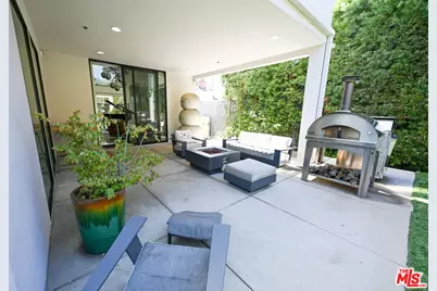 3272 Grand View Blvd, Los Angeles, CA 90066 - Photo 17