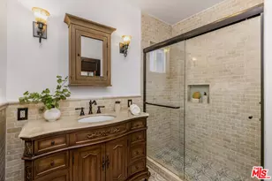 686 San Juan Ave, Venice, CA 90291 - Photo 19