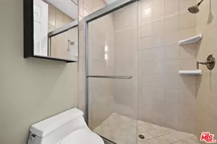 5237 Willowcrest Ave, Los Angeles, CA 91601 - Photo 41