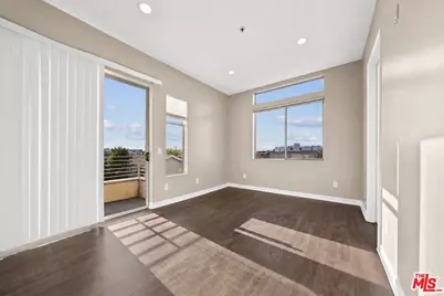 5237 Willowcrest Ave, Los Angeles, CA 91601 - Photo 35