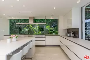 630 Clinton Pl, Beverly Hills, CA 90210 - Photo 19