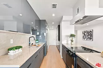 Comstock Ave #14B, Los Angeles, CA 90024 - Photo 15
