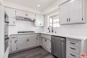 27127 Garza Dr, Saugus, CA 91350 - Photo 15