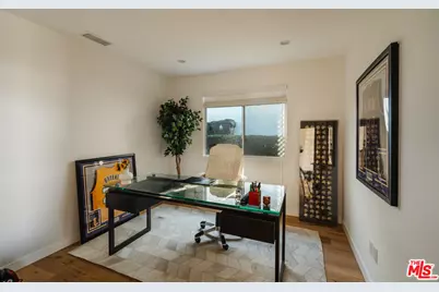 3423 Scadlock Ln, Sherman Oaks, CA 91403 - Photo 11
