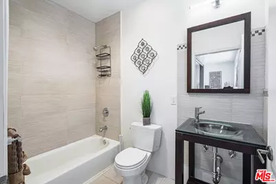 1540 Amherst Ave #Ph2, Los Angeles, CA 90025 - Photo 21