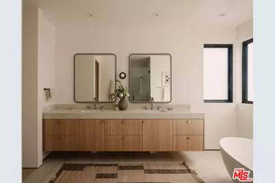 2121 Curtis Ave #A, Redondo Beach, CA 90278 - Photo 15