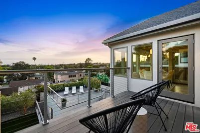 922 Berkeley St, Santa Monica, CA 90403 - Photo 3