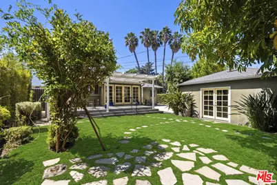 4718 Columbus Ave, Sherman Oaks, CA 91403 - Photo 19