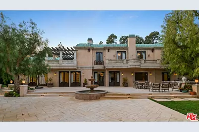 1021 N Crescent Dr, Beverly Hills, CA 90210 - Photo 45