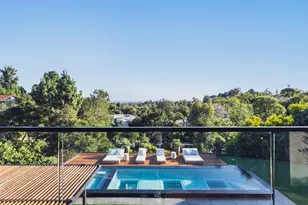12026 Benmore Terrace, Los Angeles, CA 90049 - Photo 19