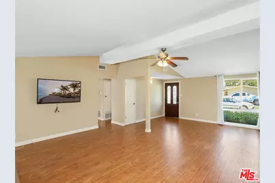 526 N Emerald Dr, Orange, CA 92868 - Photo 7