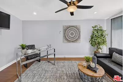 3002 S Beverly Dr, Los Angeles, CA 90034 - Photo 17