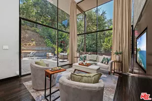 8867 Hollywood Hills Rd, Los Angeles, CA 90046 - Photo 29