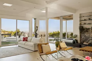 9353 Nightingale Dr, Los Angeles, CA 90069 - Photo 13