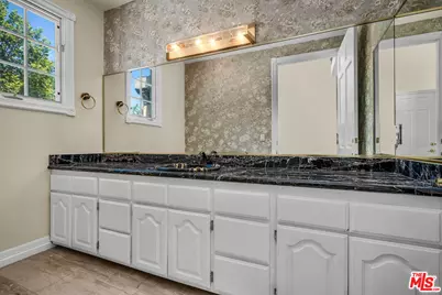 5545 Aura Ave, Tarzana, CA 91356 - Photo 55