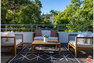 4966 Ambrose Ave, Los Angeles, CA 90027 - Photo 19