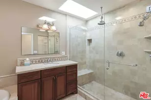 13155 Psomas Wy, Los Angeles, CA 90066 - Photo 19