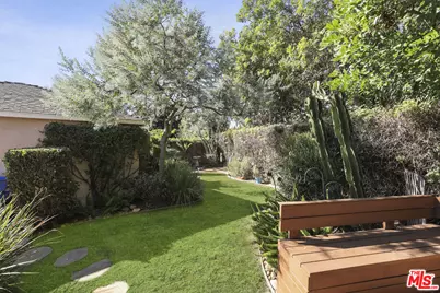 13155 Psomas Way, Los Angeles, CA 90066 - Photo 27