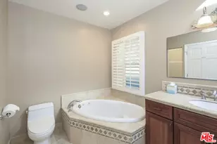 13155 Psomas Wy, Los Angeles, CA 90066 - Photo 21