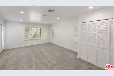 13155 Psomas Way, Los Angeles, CA 90066 - Photo 15