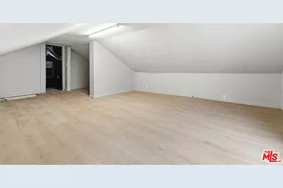 6015 Keniston Ave, Los Angeles, CA 90043 - Photo 27