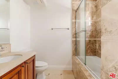 11749 Goshen Ave #202, Los Angeles, CA 90049 - Photo 41