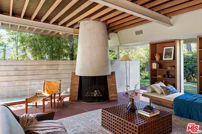 780 Laguna Rd, Pasadena, CA 91105 - Photo 3