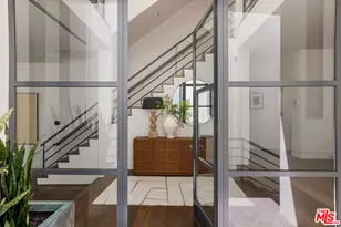 2311 Ocean Front Walk, Venice, CA 90291 - Photo 7