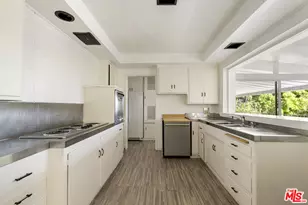 8494 Carlton Way, Los Angeles, CA 90069 - Photo 7