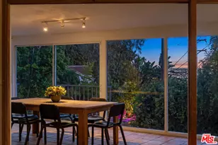 8494 Carlton Way, Los Angeles, CA 90069 - Photo 17