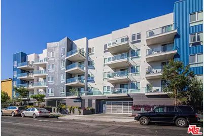 105 S Mariposa Ave #203, Los Angeles, CA 90004 - Photo 1