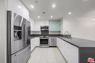 105 S Mariposa Ave, Los Angeles, CA 90004 - Photo 13